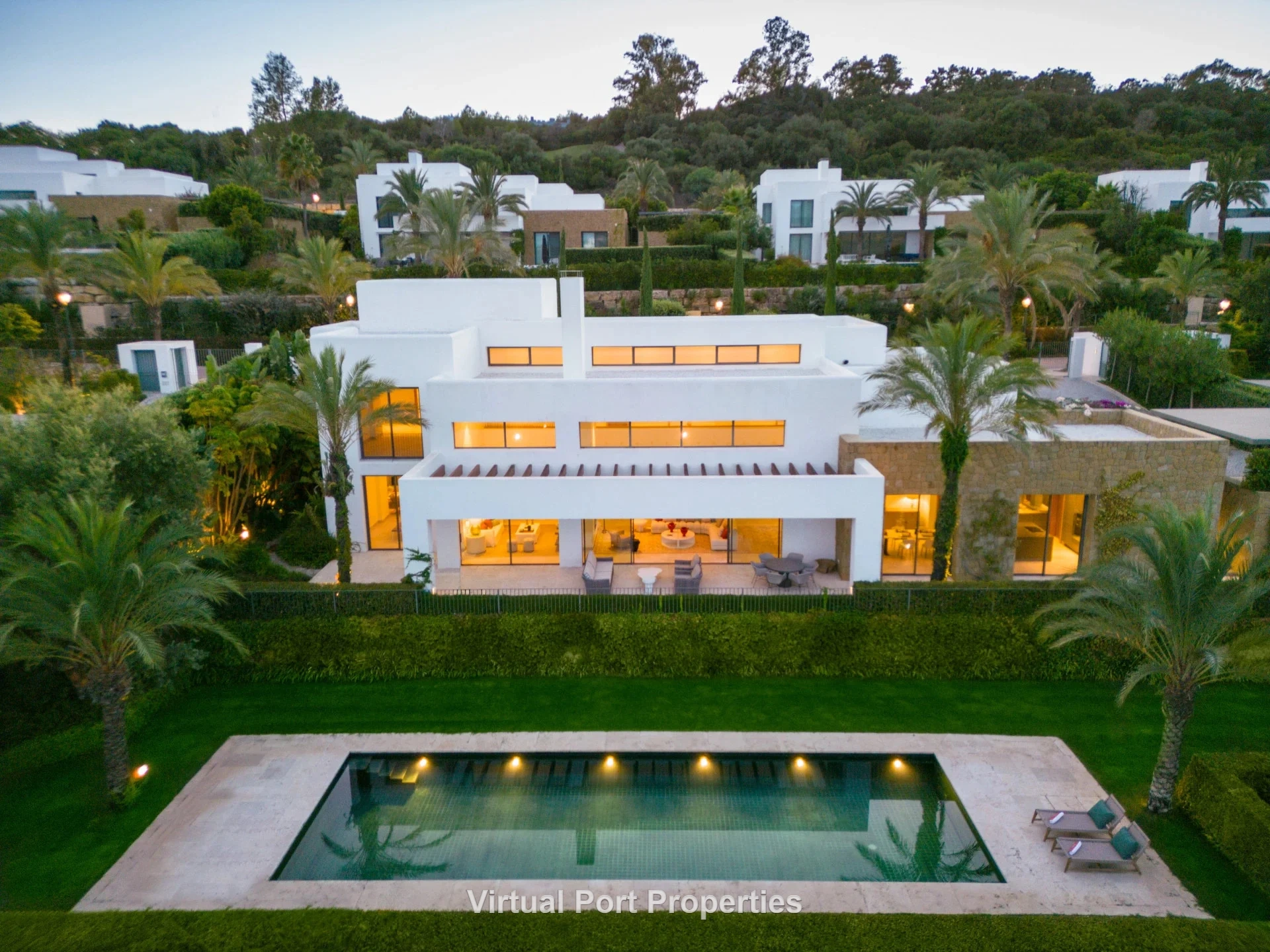 Green 10 – Villa 13 | Andalusian Golf View Villa in Finca Cortesín