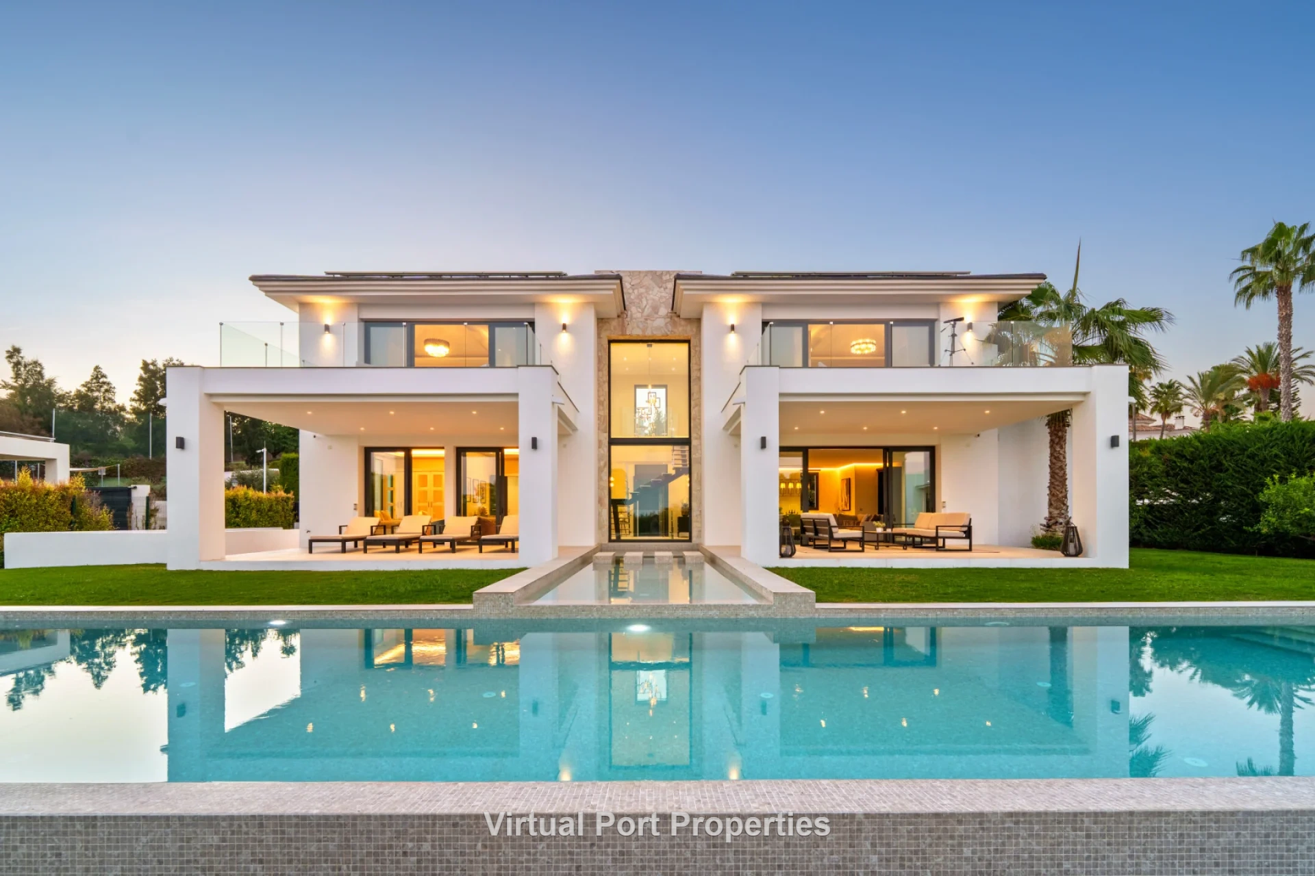 Villa Nova – Contemporary Smart Villa in La Quinta, Marbella