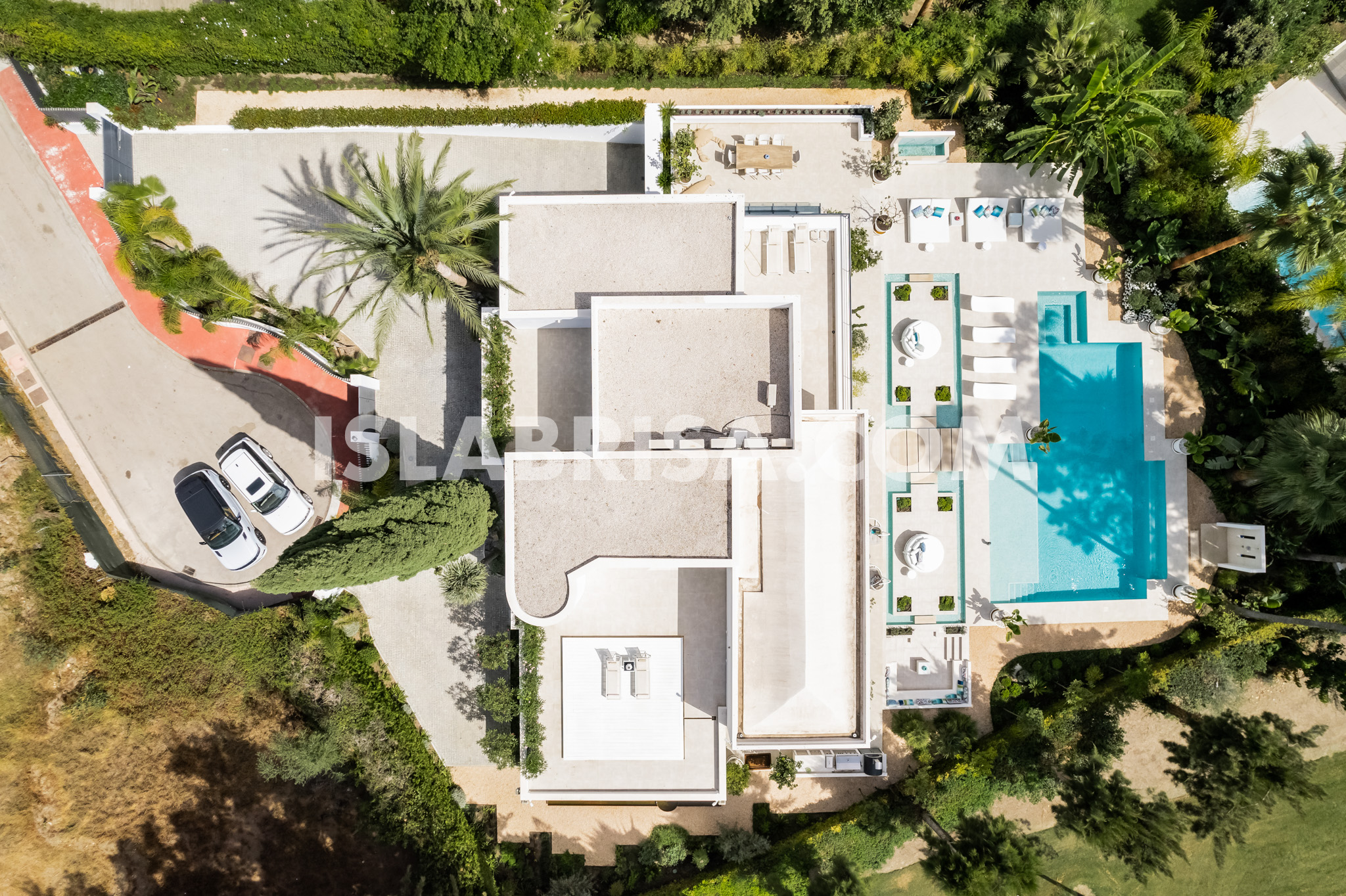 Incredible Frontline Golf Modern House in Las Brisas, Nueva Andalucía, Marbella